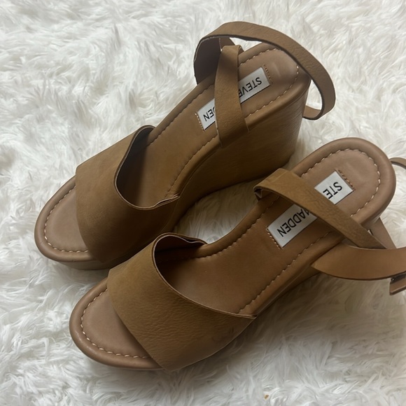 STEVE MADDEN Wedges - Picture 2 of 5